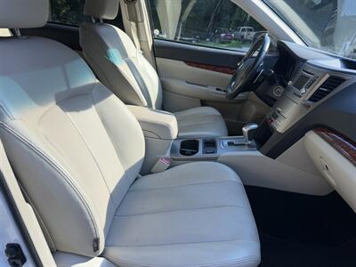 2012 Subaru Outback 3.6R Limited   - Photo 25 - Winchester, NH 03470