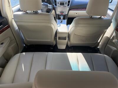 2012 Subaru Outback 3.6R Limited   - Photo 17 - Winchester, NH 03470