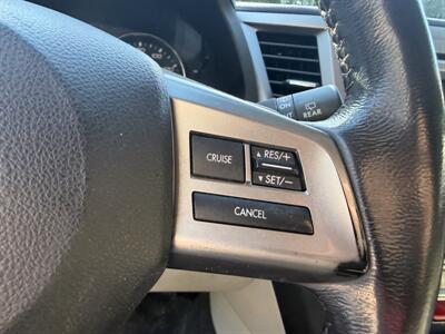 2012 Subaru Outback 3.6R Limited   - Photo 36 - Winchester, NH 03470