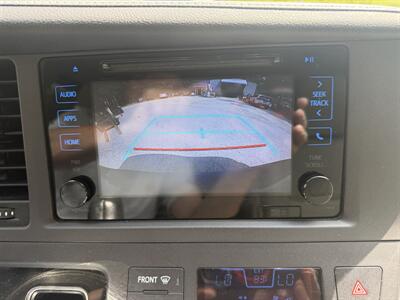 2015 Toyota Sienna AWD-XLE 7-Passenger   - Photo 24 - Winchester, NH 03470