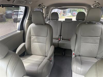 2015 Toyota Sienna AWD-XLE 7-Passenger   - Photo 39 - Winchester, NH 03470