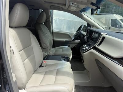 2015 Toyota Sienna AWD-XLE 7-Passenger   - Photo 61 - Winchester, NH 03470