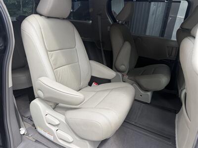 2015 Toyota Sienna AWD-XLE 7-Passenger   - Photo 55 - Winchester, NH 03470