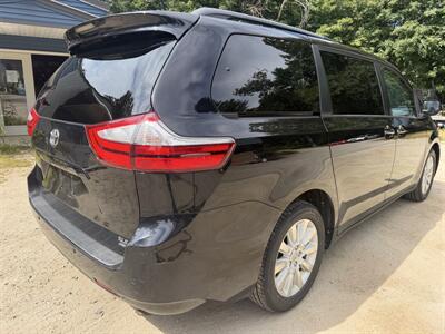 2015 Toyota Sienna AWD XLE 7-Passenger - Photo 61 - Winchester, NH 03470