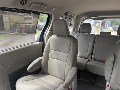 2015 Toyota Sienna AWD-XLE 7-Passenger   - Photo 40 - Winchester, NH 03470