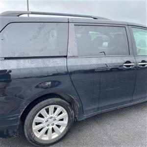 2015 Toyota Sienna AWD-XLE 7-Passenger   - Photo 9 - Winchester, NH 03470