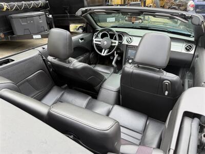 2006 Ford Mustang GT Deluxe Convertible - Photo 44 - Winchester, NH 03470
