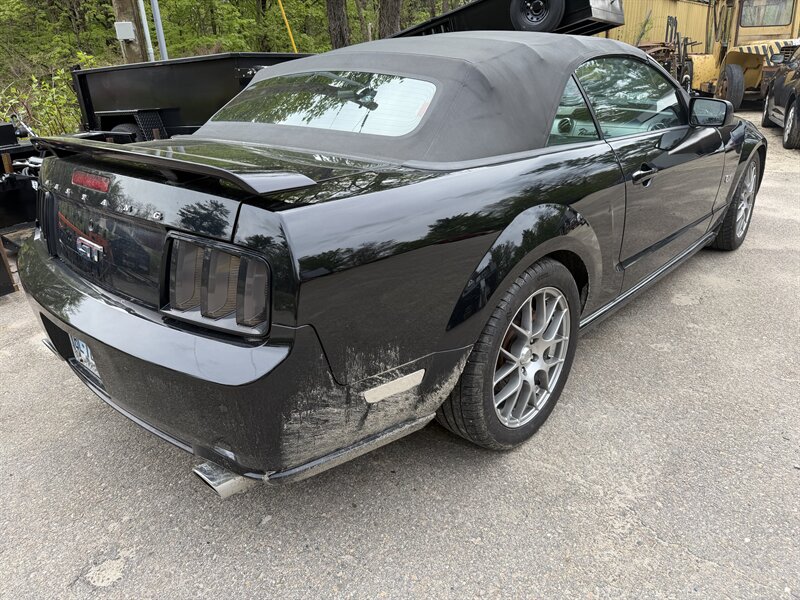 2006 Ford Mustang GT Deluxe Convertible - Photo 5 - Winchester, NH 03470