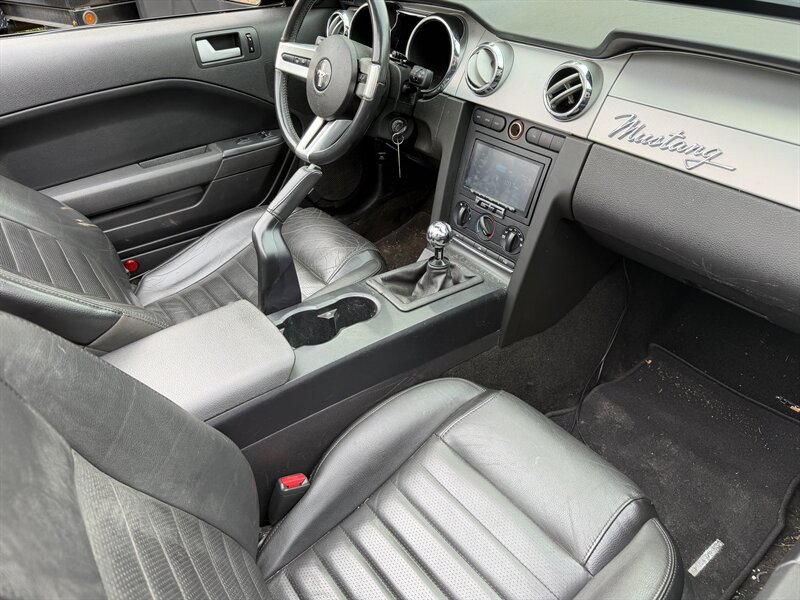 2006 Ford Mustang GT Deluxe Convertible - Photo 45 - Winchester, NH 03470