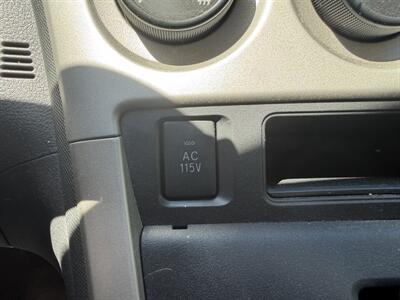 2009 Pontiac Vibe 2.4L - Photo 35 - Winchester, NH 03470