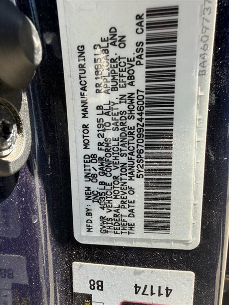 2009 Pontiac Vibe 2.4L - Photo 23 - Winchester, NH 03470