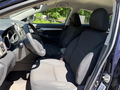2009 Pontiac Vibe 2.4L - Photo 22 - Winchester, NH 03470