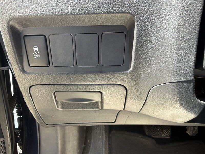 2009 Pontiac Vibe 2.4L - Photo 27 - Winchester, NH 03470