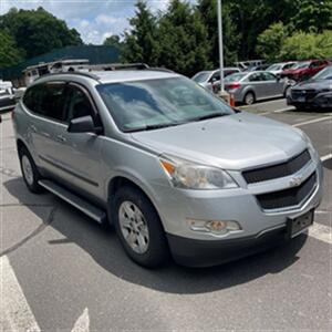 2012 Chevrolet Traverse LS   - Photo 7 - Winchester, NH 03470