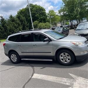 2012 Chevrolet Traverse LS   - Photo 6 - Winchester, NH 03470