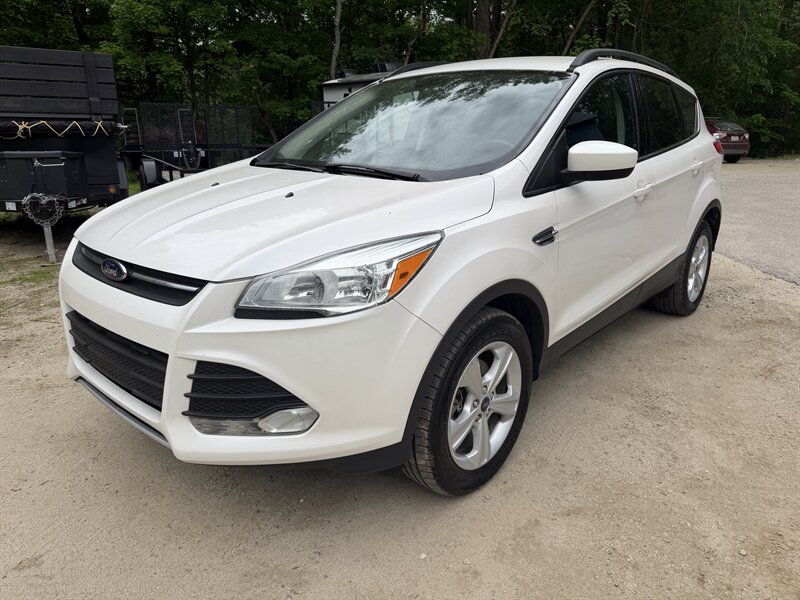 2016 Ford Escape SE AWD   - Photo 1 - Winchester, NH 03470