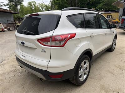 2016 Ford Escape SE AWD   - Photo 5 - Winchester, NH 03470