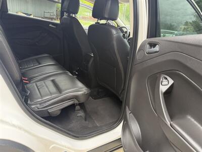 2016 Ford Escape SE AWD   - Photo 15 - Winchester, NH 03470