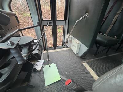 2009 GMC Bus G30   - Photo 13 - Winchester, NH 03470