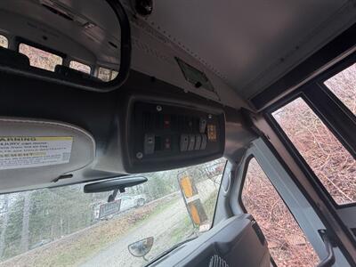 2009 GMC Bus G30   - Photo 18 - Winchester, NH 03470