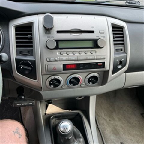 2008 Toyota Tacoma SR5 4WD 4Cyl - Photo 8 - Winchester, NH 03470
