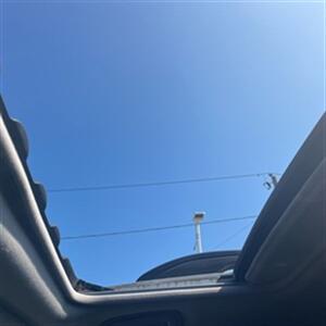 2010 Toyota Sienna XLE - Photo 12 - Winchester, NH 03470