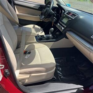 2017 Subaru Outback 2.5i   - Photo 20 - Winchester, NH 03470