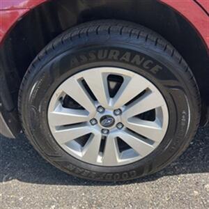 2017 Subaru Outback 2.5i   - Photo 13 - Winchester, NH 03470