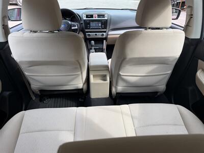 2017 Subaru Outback 2.5i   - Photo 12 - Winchester, NH 03470