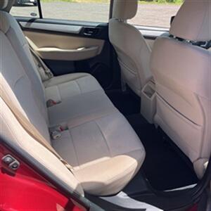 2017 Subaru Outback 2.5i   - Photo 22 - Winchester, NH 03470