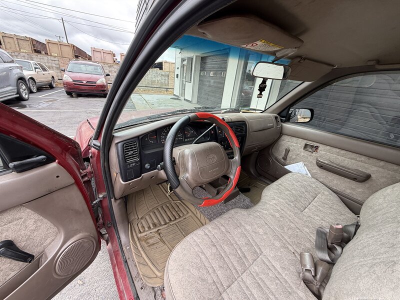 2000 Toyota Tacoma  