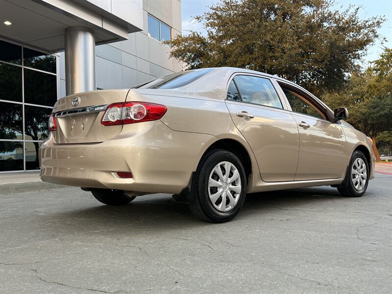2012 Toyota Corolla L  