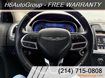 2019 Chrysler 300 Series Limited   - Photo 12 - Wylie, TX 75098