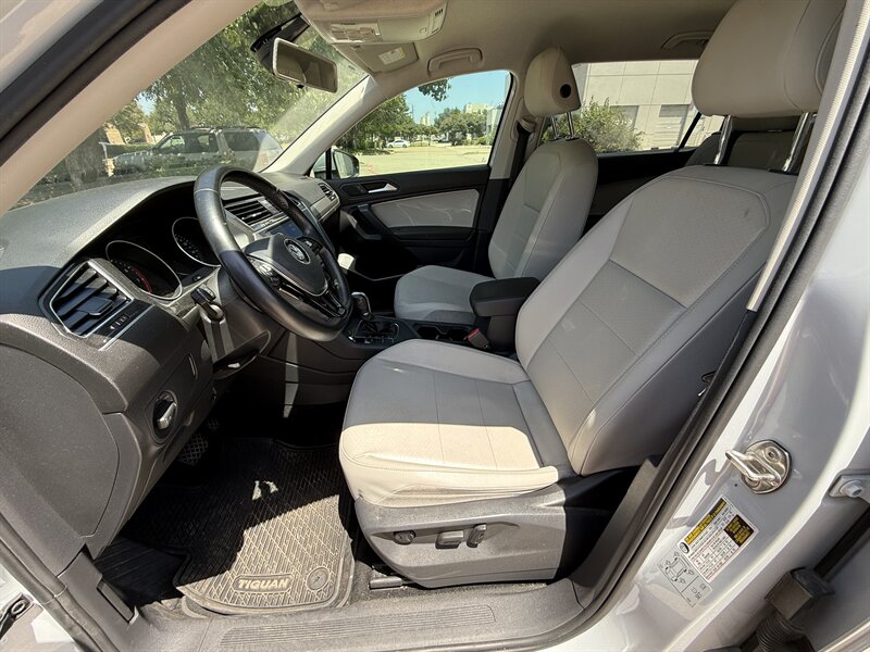 2019 Volkswagen Tiguan SE  