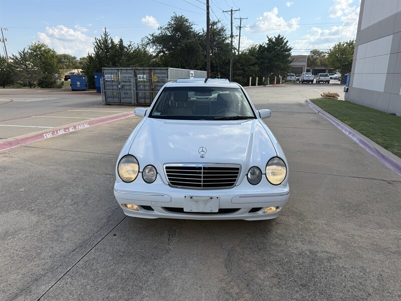 2001 Mercedes-Benz E 320