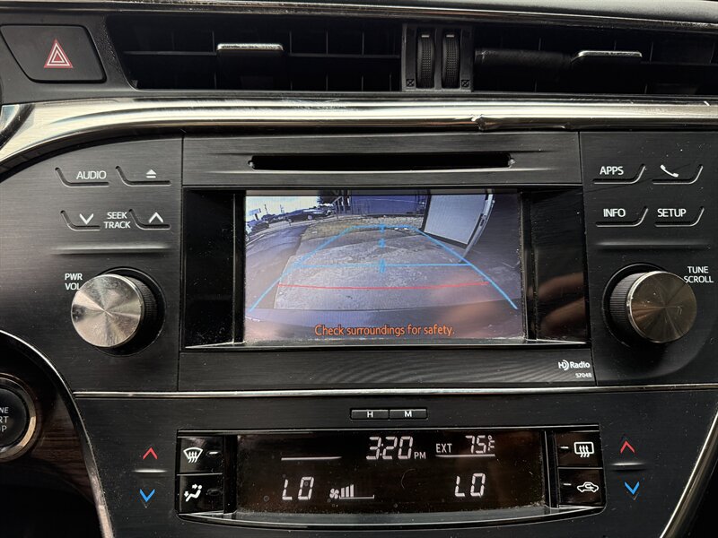 2013 Toyota Avalon XLE  