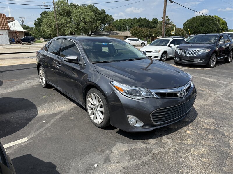 2013 Toyota Avalon XLE  