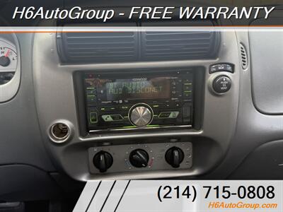 2005 Ford Explorer Sport Trac XLS 4dr XLS Crew Cab SB   - Photo 19 - Plano, TX 75074