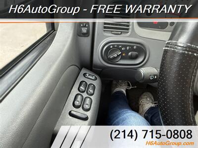 2005 Ford Explorer Sport Trac XLS 4dr XLS Crew Cab SB   - Photo 17 - Plano, TX 75074