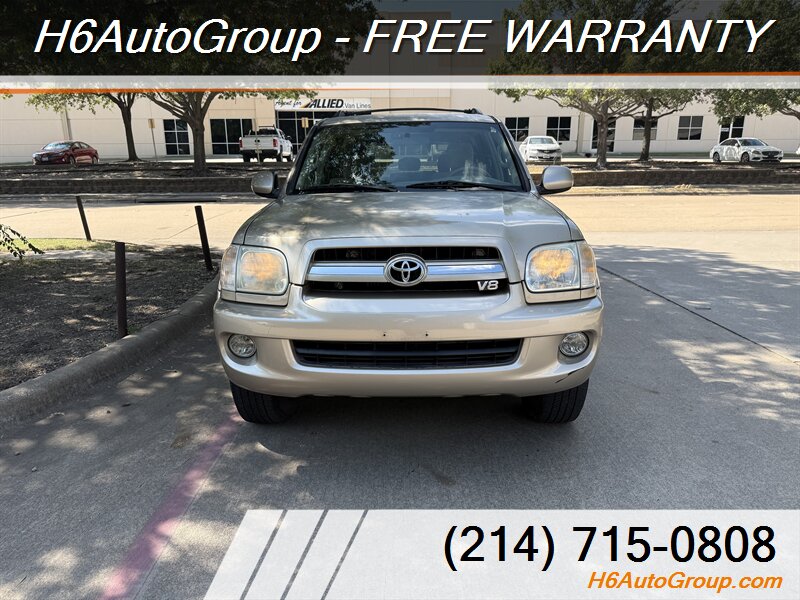 2005 Toyota Sequoia SR5  