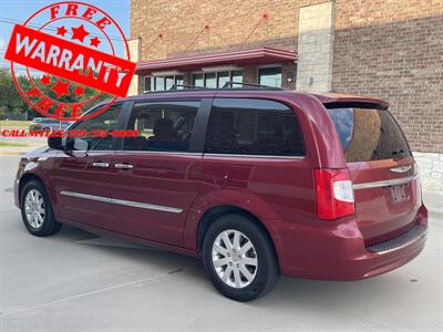 2016 Chrysler Town & Country Touring   - Photo 7 - Wylie, TX 75098