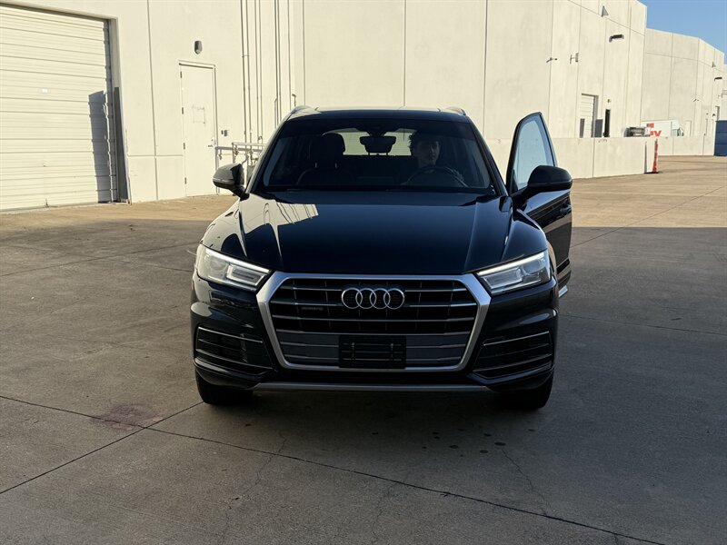 2018 Audi Q5 2.0T quattro Premium  