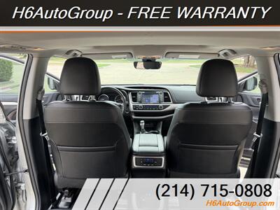 2019 Toyota Highlander XLE   - Photo 23 - Plano, TX 75074