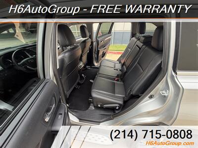 2019 Toyota Highlander XLE   - Photo 11 - Plano, TX 75074