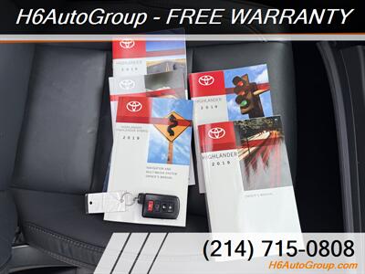 2019 Toyota Highlander XLE   - Photo 45 - Plano, TX 75074