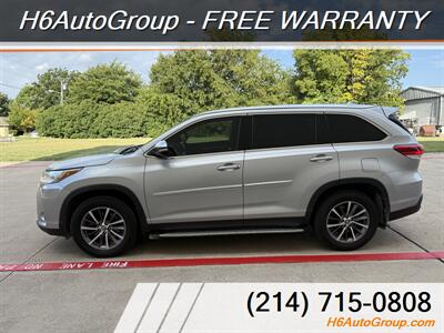 2019 Toyota Highlander XLE   - Photo 6 - Plano, TX 75074