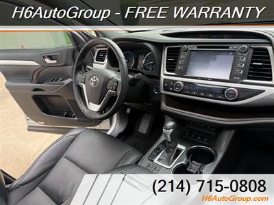 2019 Toyota Highlander XLE   - Photo 38 - Plano, TX 75074