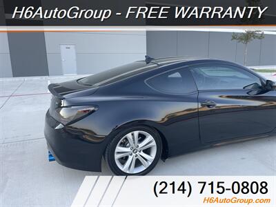 2012 Hyundai Genesis Coupe 2.0T   - Photo 11 - Wylie, TX 75098