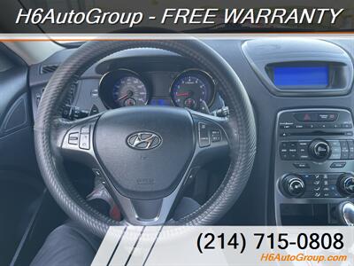 2012 Hyundai Genesis Coupe 2.0T   - Photo 18 - Wylie, TX 75098