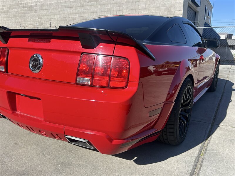 2006 Ford Mustang GT Deluxe - Photo 12 - Lake Havasu City, AZ 86403